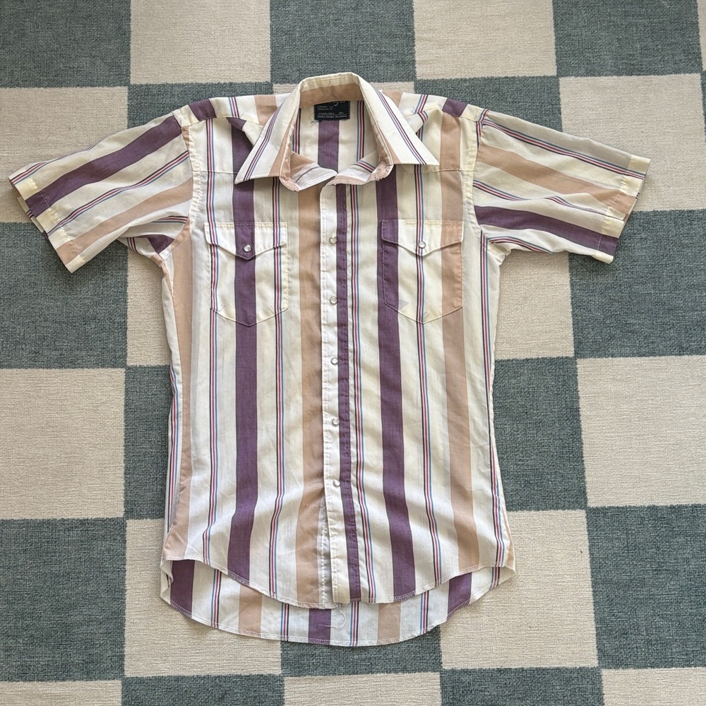 Wrangler Men's Casual Shirt with Purple and Tan Stripes